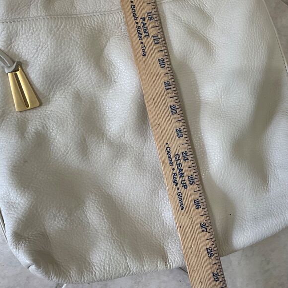 Americana by Sharif  Pebbled Leather Shoulder Bag Ivory drawstring * - Picture 15 of 16